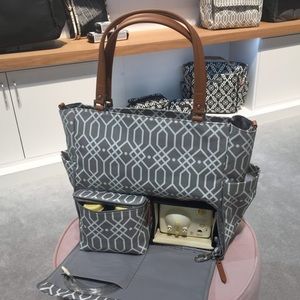 Petunia Pickle bottom parkway pump tote